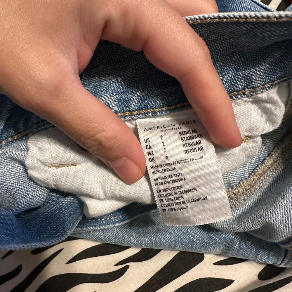 American eagle mom jean - Picture 4 of 4